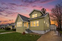 345 East Goulson Avenue, Hazel Park, MI 48030