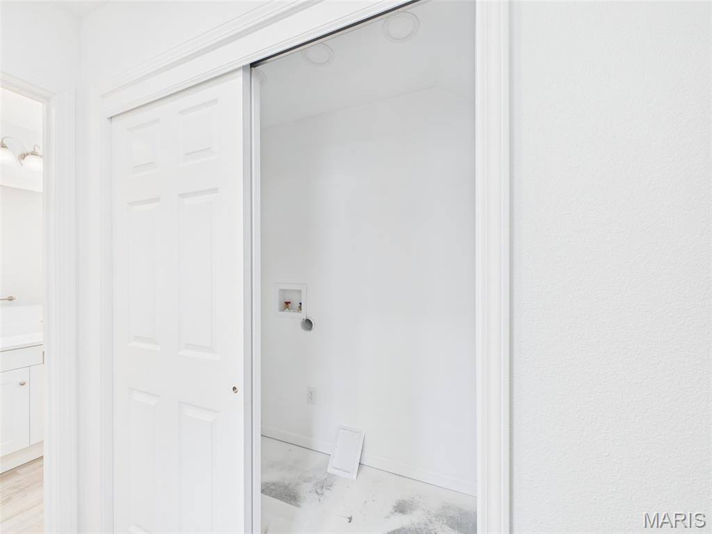 16201 Haidyn Road, #A & B, Saint Robert, MO 65584