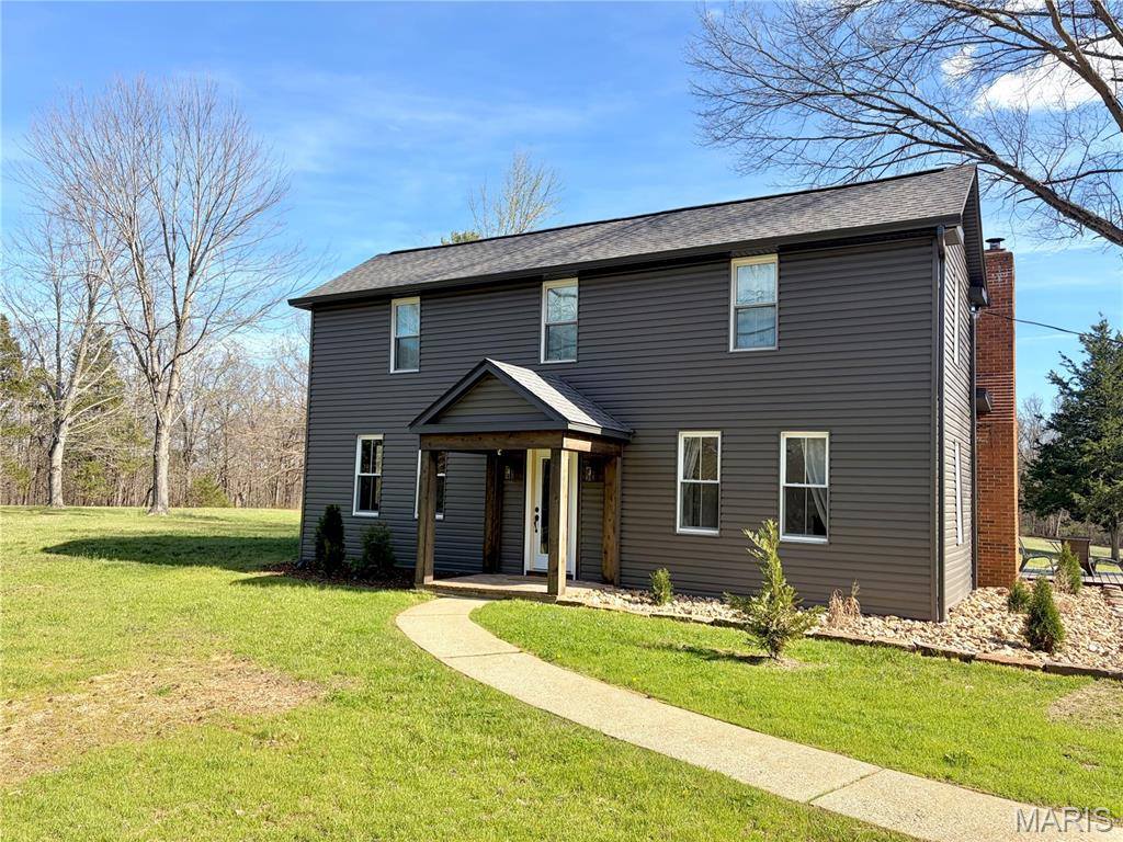 3986 Highway E, New Haven, MO 63068