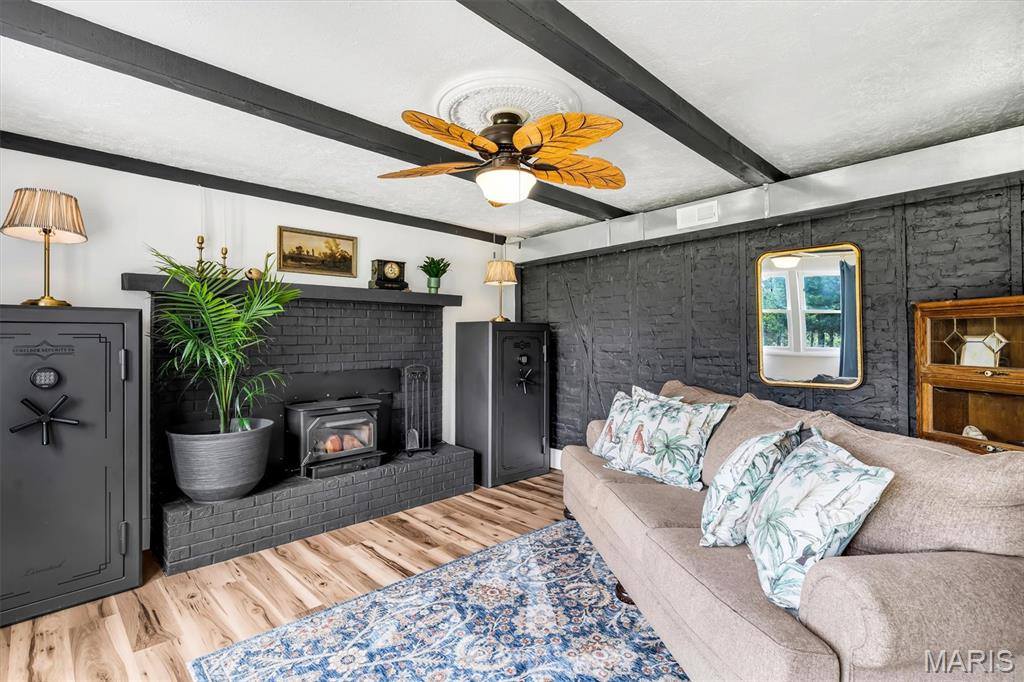 3986 Highway E, New Haven, MO 63068