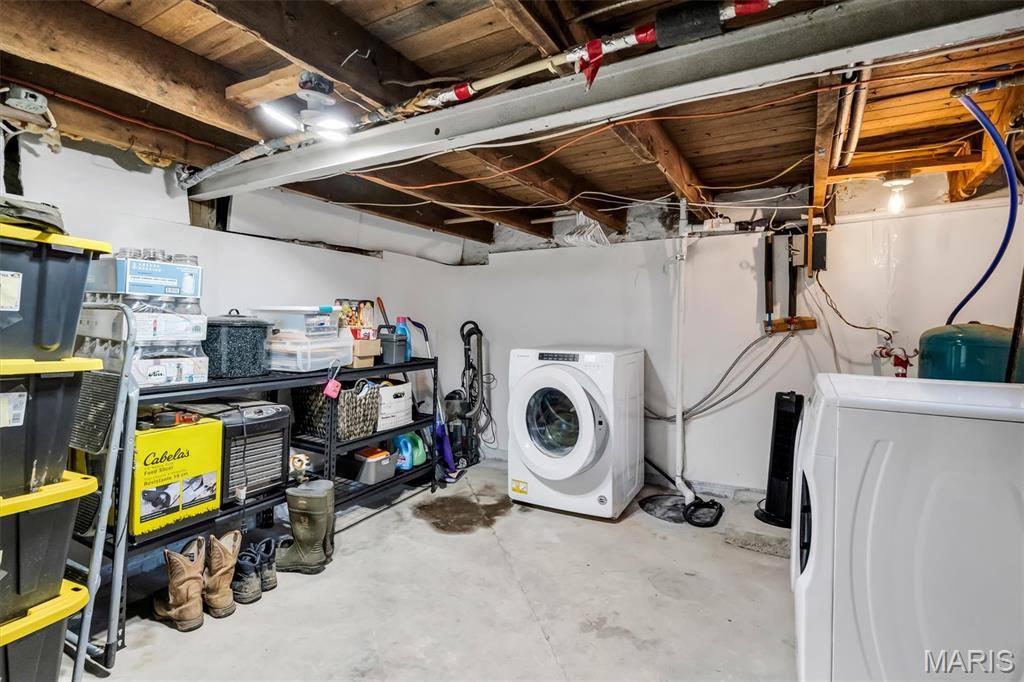 3986 Highway E, New Haven, MO 63068