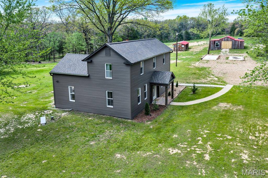3986 Highway E, New Haven, MO 63068