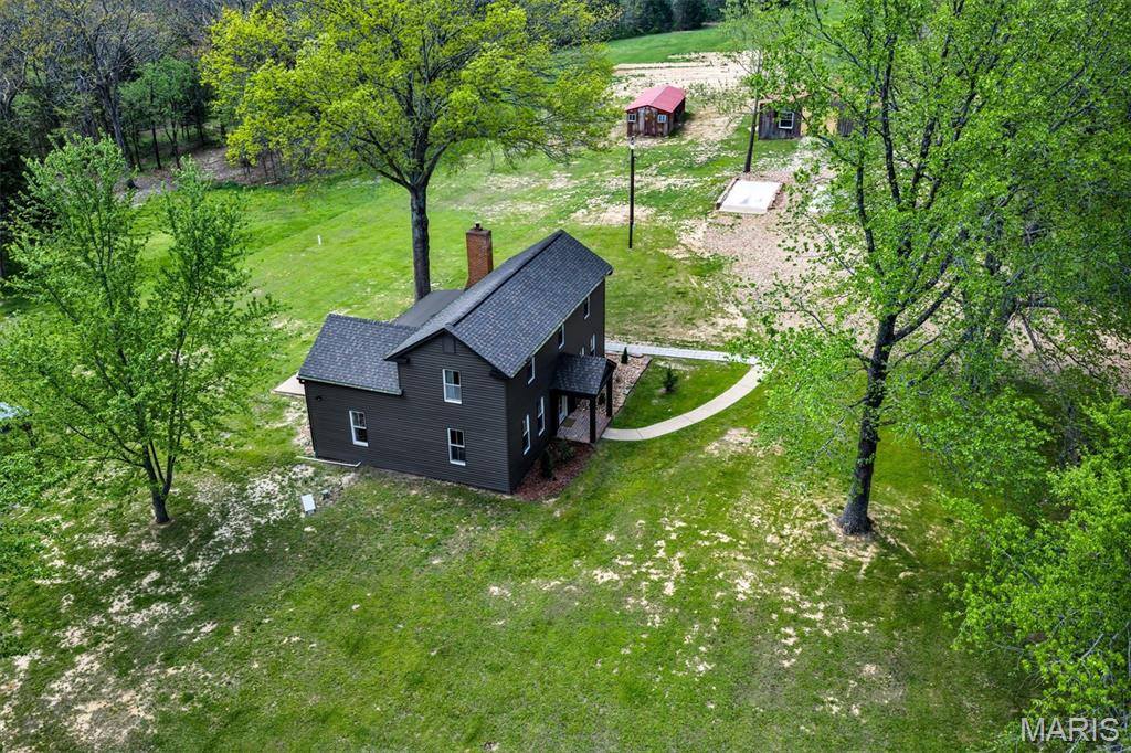 3986 Highway E, New Haven, MO 63068