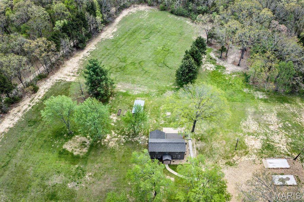 3986 Highway E, New Haven, MO 63068