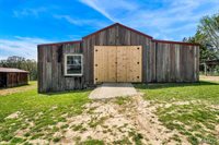 3986 Highway E, New Haven, MO 63068