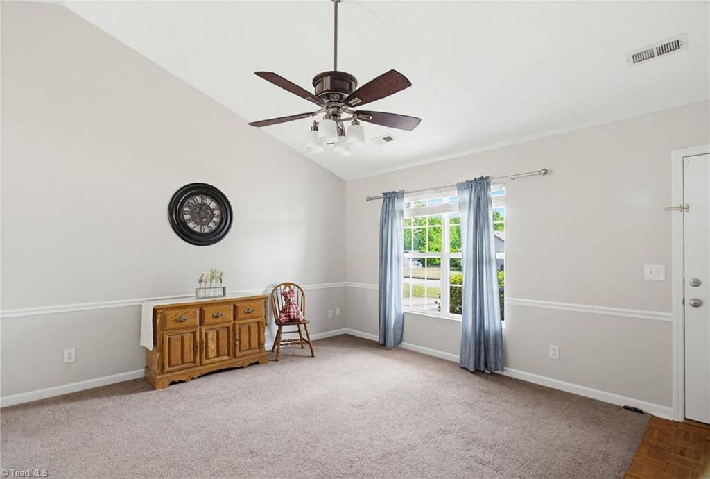 938 Saint Ann Drive, High Point, NC 27265