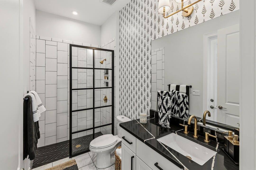 2465 NE Evinrude Circle, Jensen Beach, FL 34957
