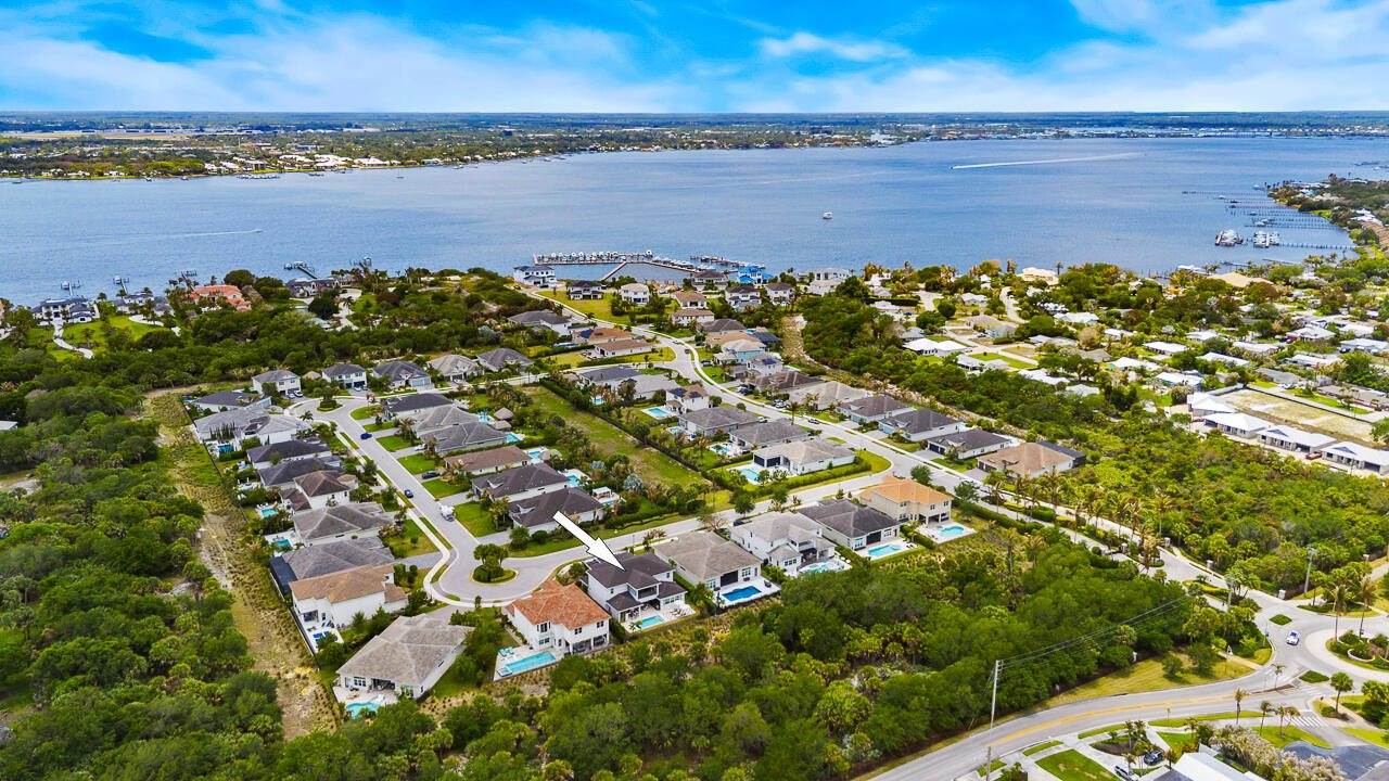 2465 NE Evinrude Circle, Jensen Beach, FL 34957