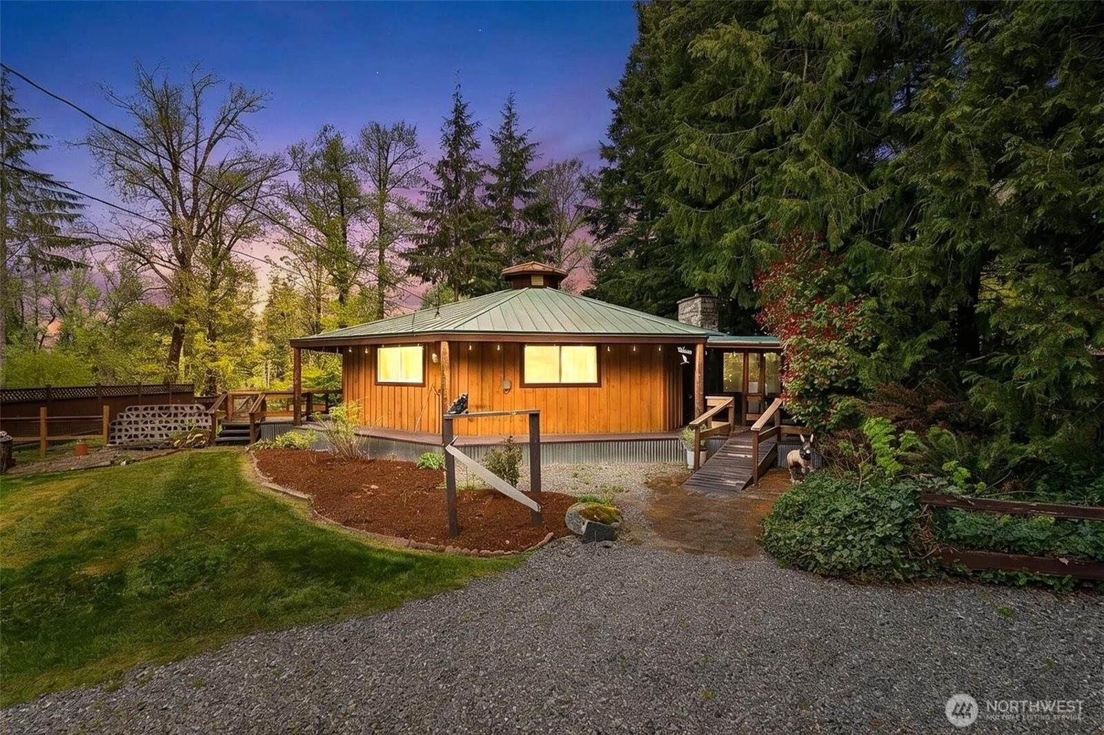 8944 West Pressentin Drive, Concrete, WA 98237