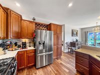 Listing Photo 16