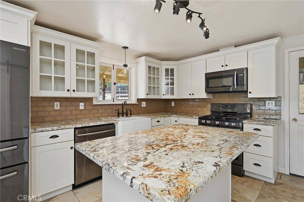 5475 Wilkinson, Clearlake, CA 95422