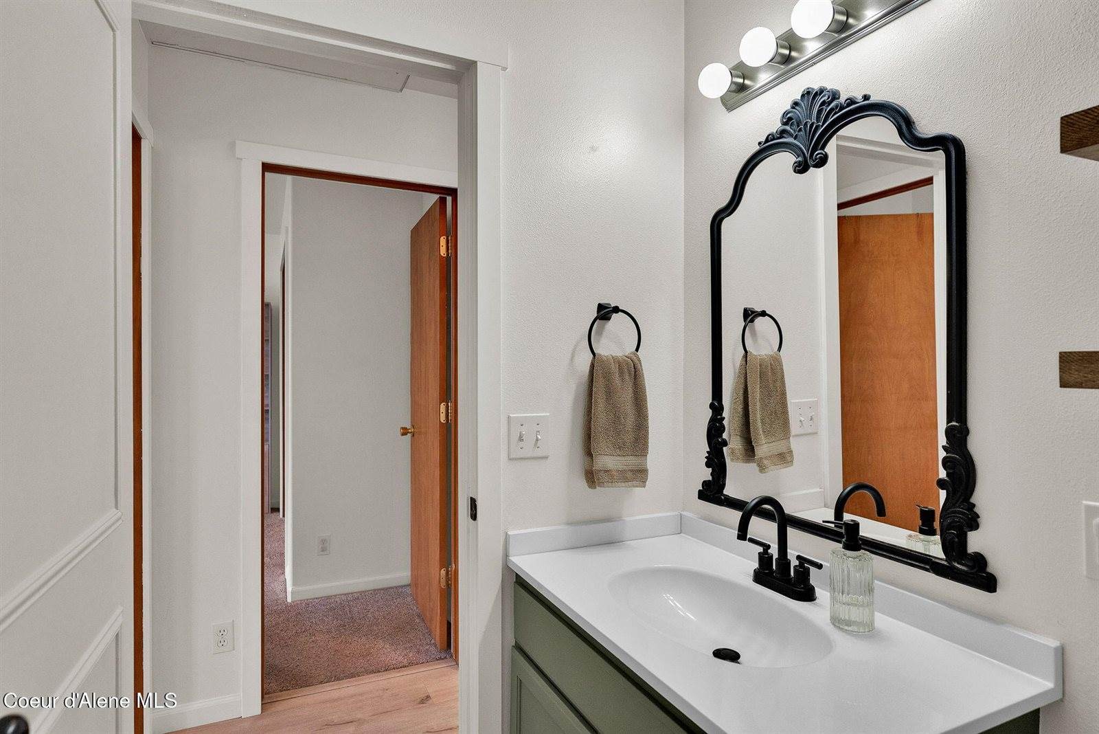 2534 North Coolwater Dr, Post Falls, ID 83854