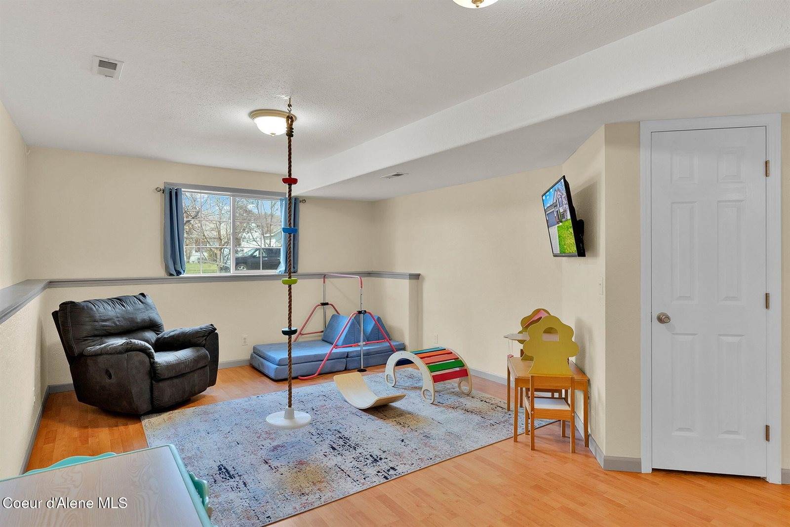 2534 North Coolwater Dr, Post Falls, ID 83854