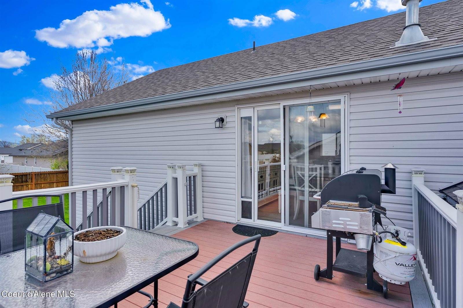 2534 North Coolwater Dr, Post Falls, ID 83854