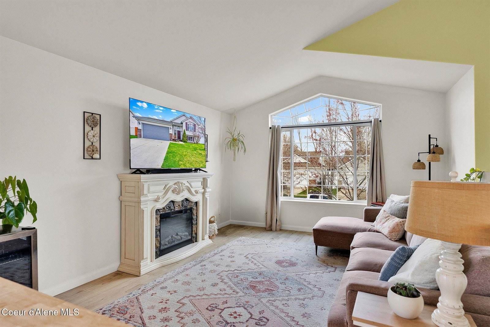 2534 North Coolwater Dr, Post Falls, ID 83854