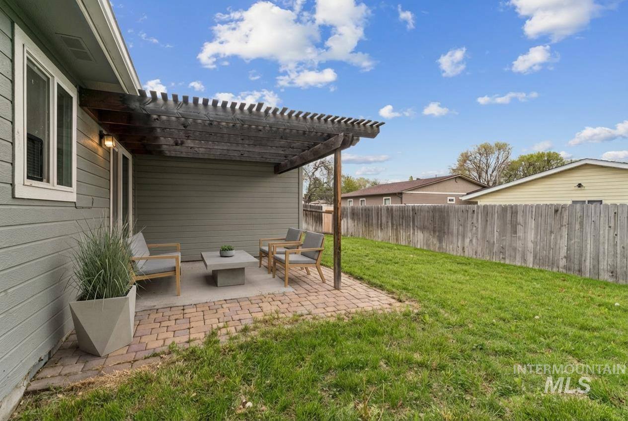 11427 W Silverview St, Boise, ID 83713