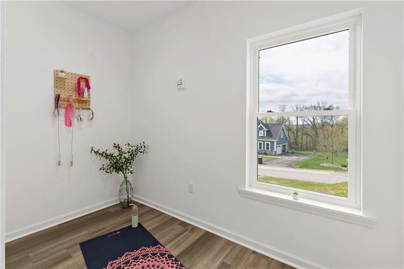 300 Timberline Dr, North Franklin Township, PA 15301