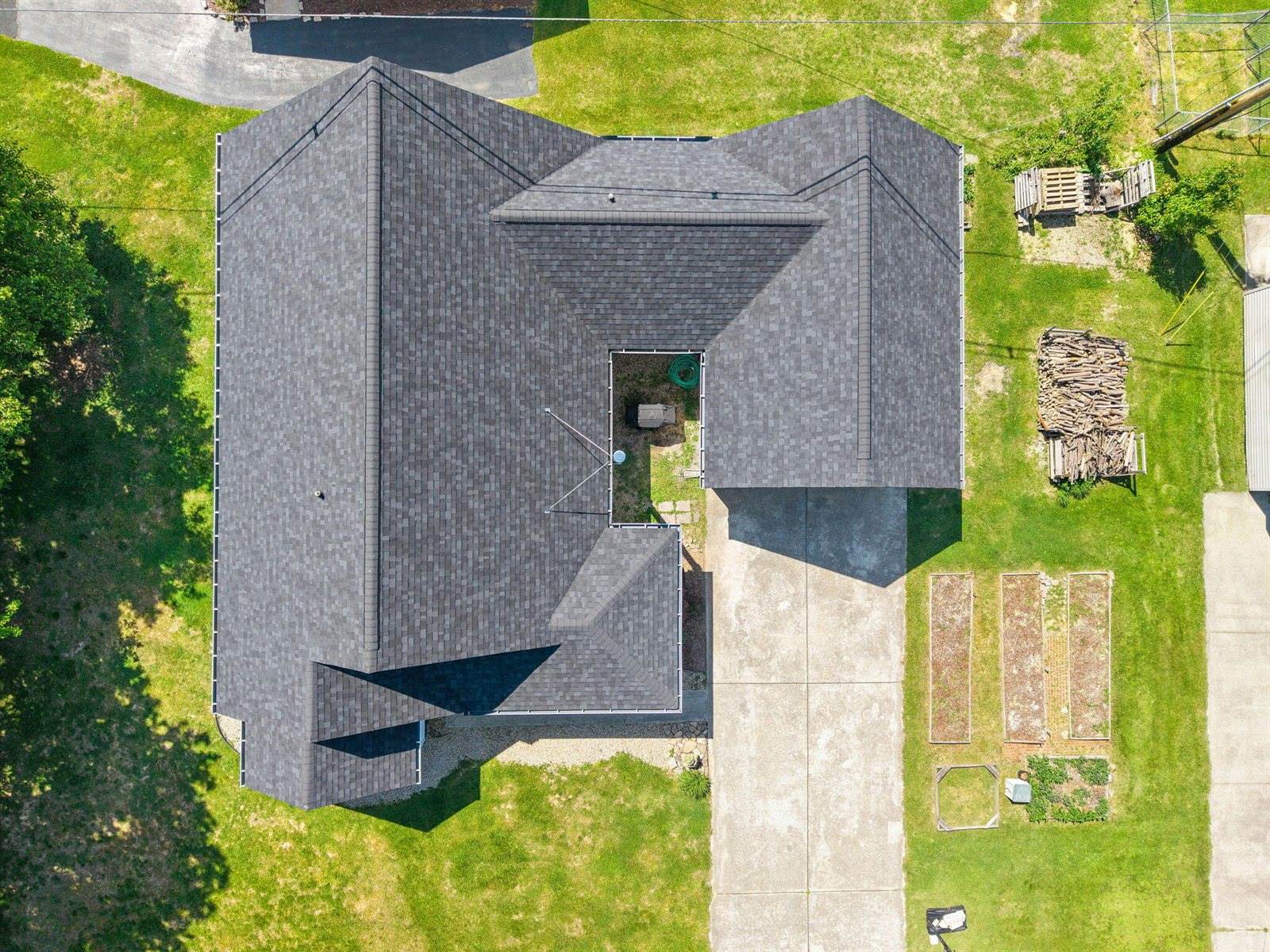 3033 Clear Springs Drive, London, KY 40744