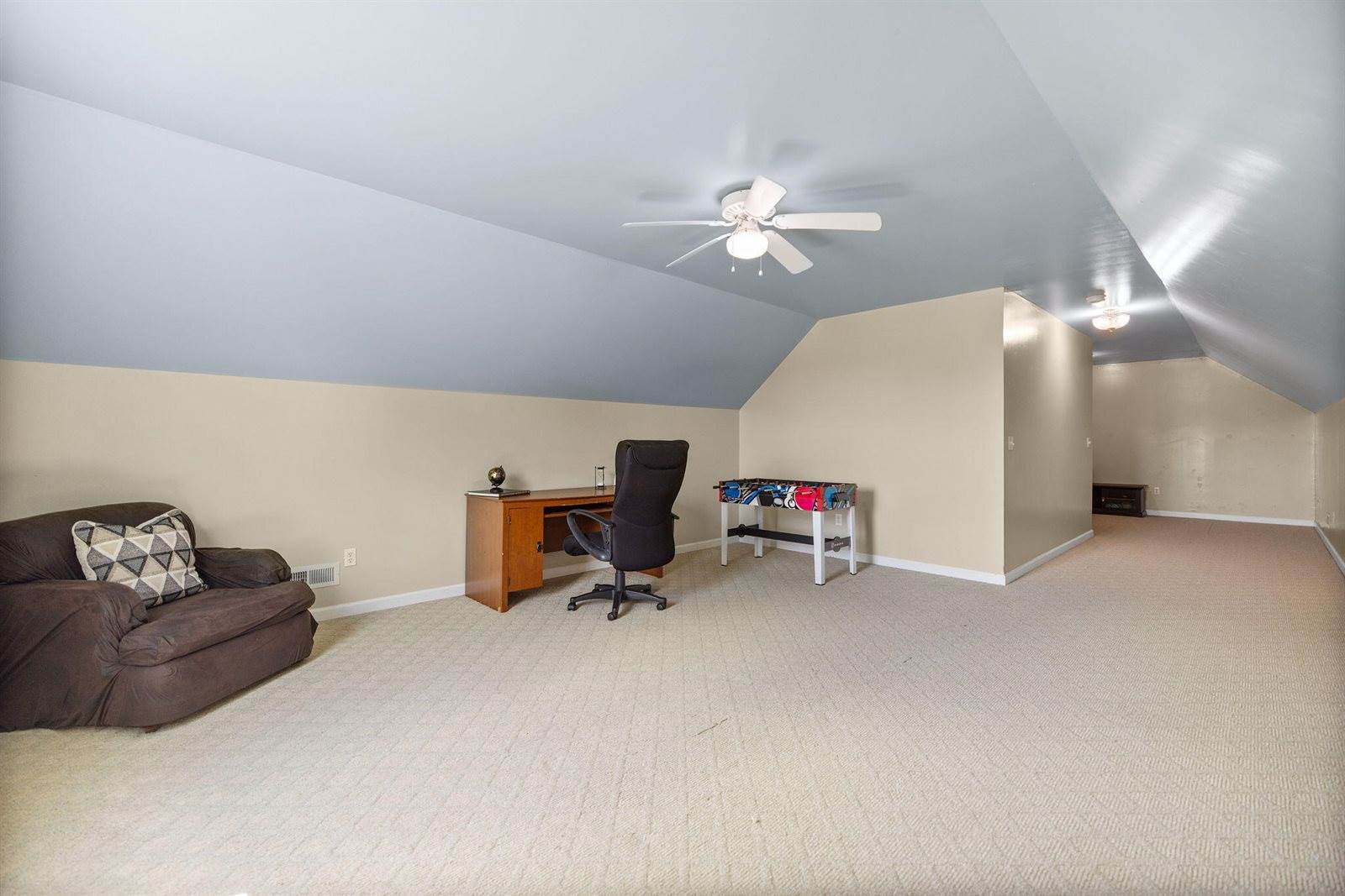 3033 Clear Springs Drive, London, KY 40744