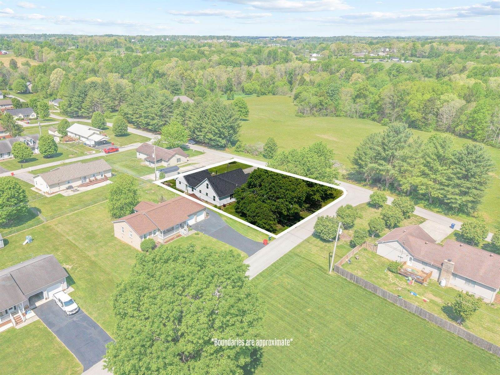 3033 Clear Springs Drive, London, KY 40744