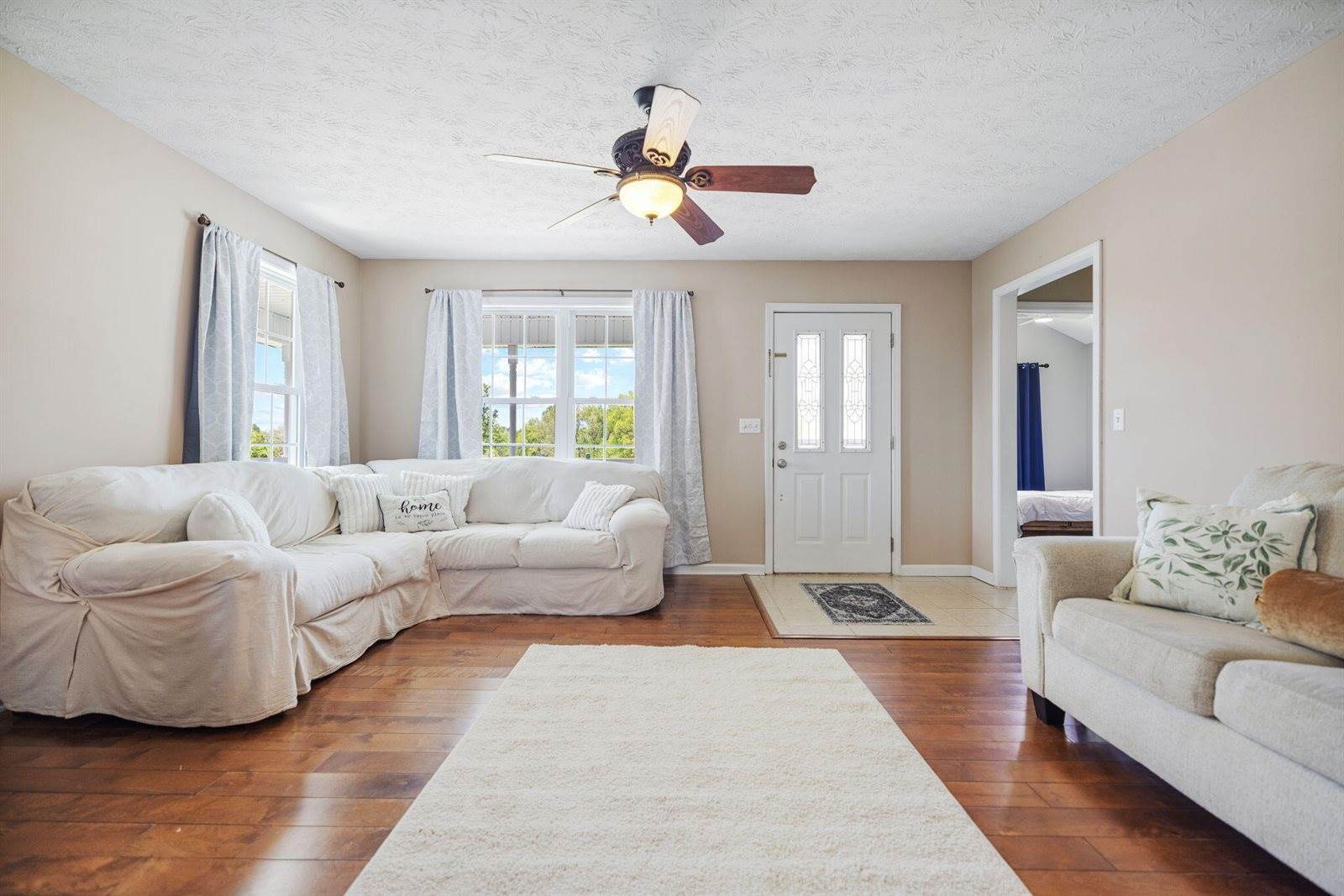 3033 Clear Springs Drive, London, KY 40744