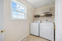 3033 Clear Springs Drive, London, KY 40744