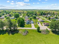 3033 Clear Springs Drive, London, KY 40744