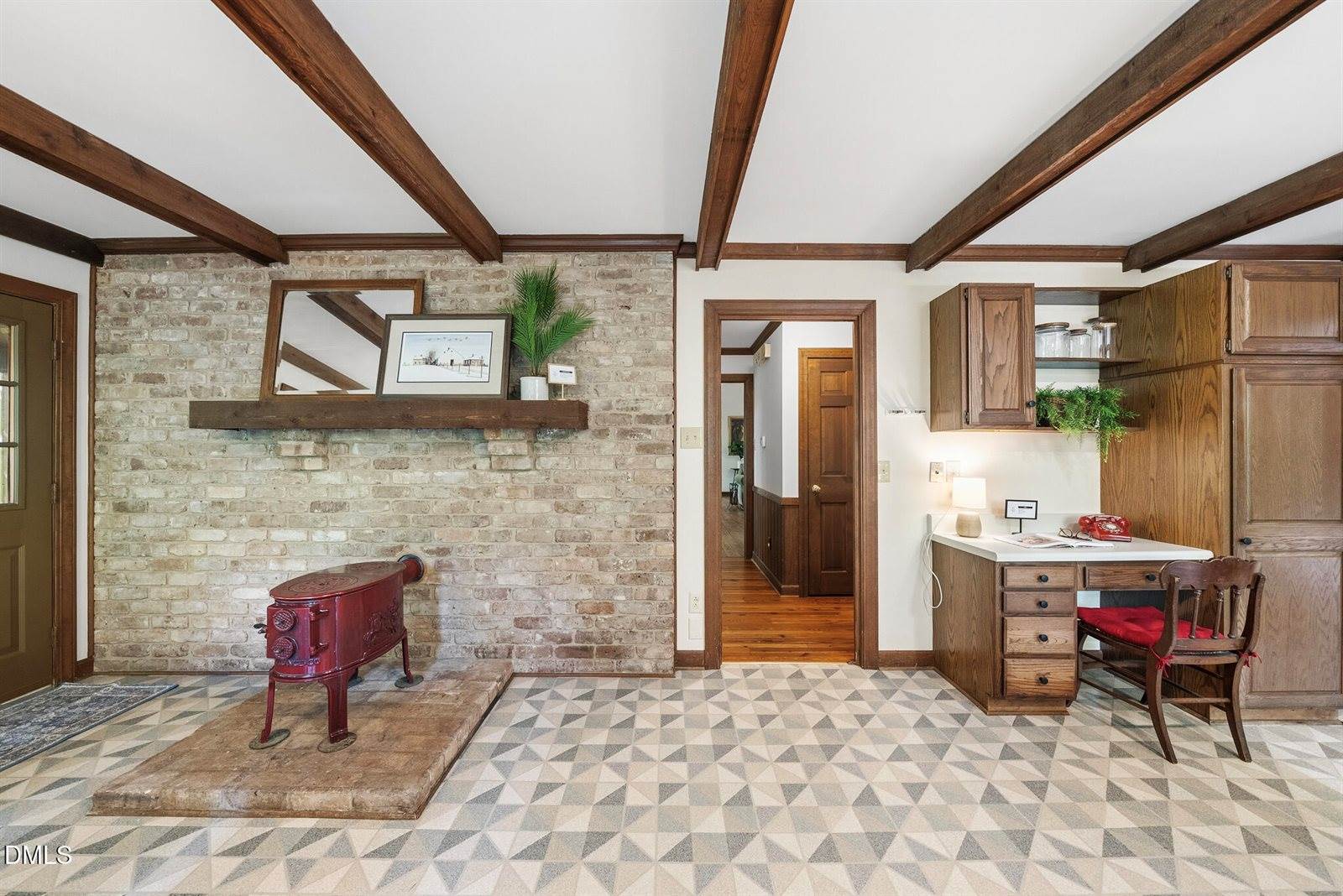 668 Windsor Road, Chapel Hill, NC 27516