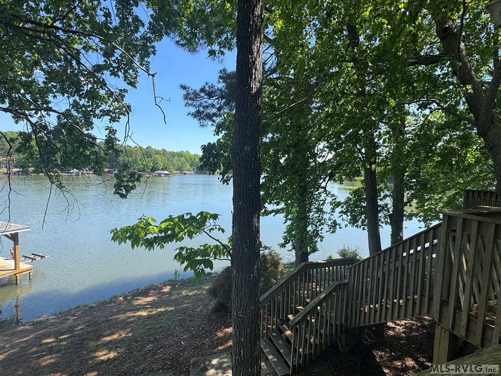 108 Skiers Point, Macon, NC 27551
