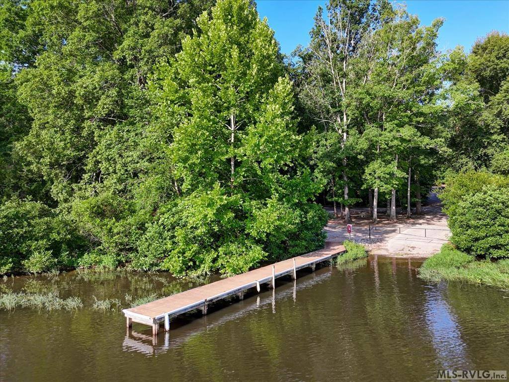 108 Skiers Point, Macon, NC 27551