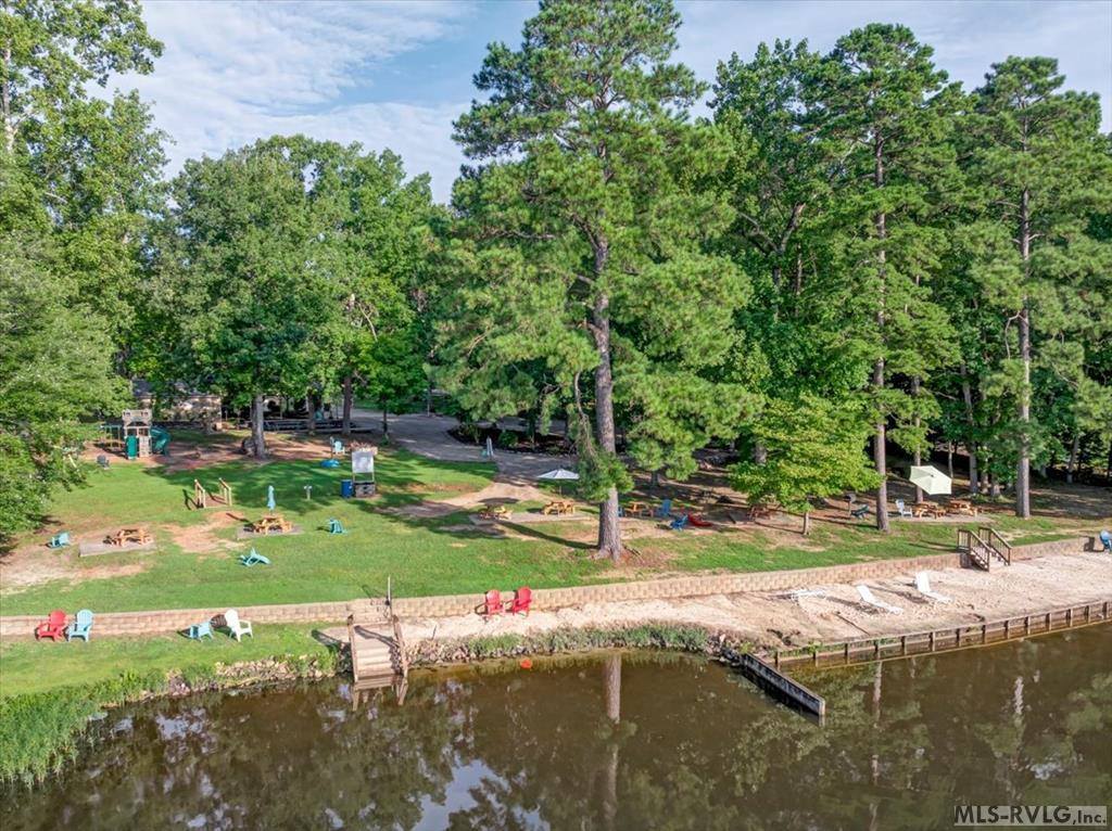 108 Skiers Point, Macon, NC 27551