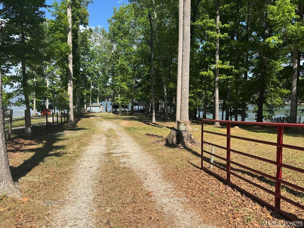108 Skiers Point, Macon, NC 27551