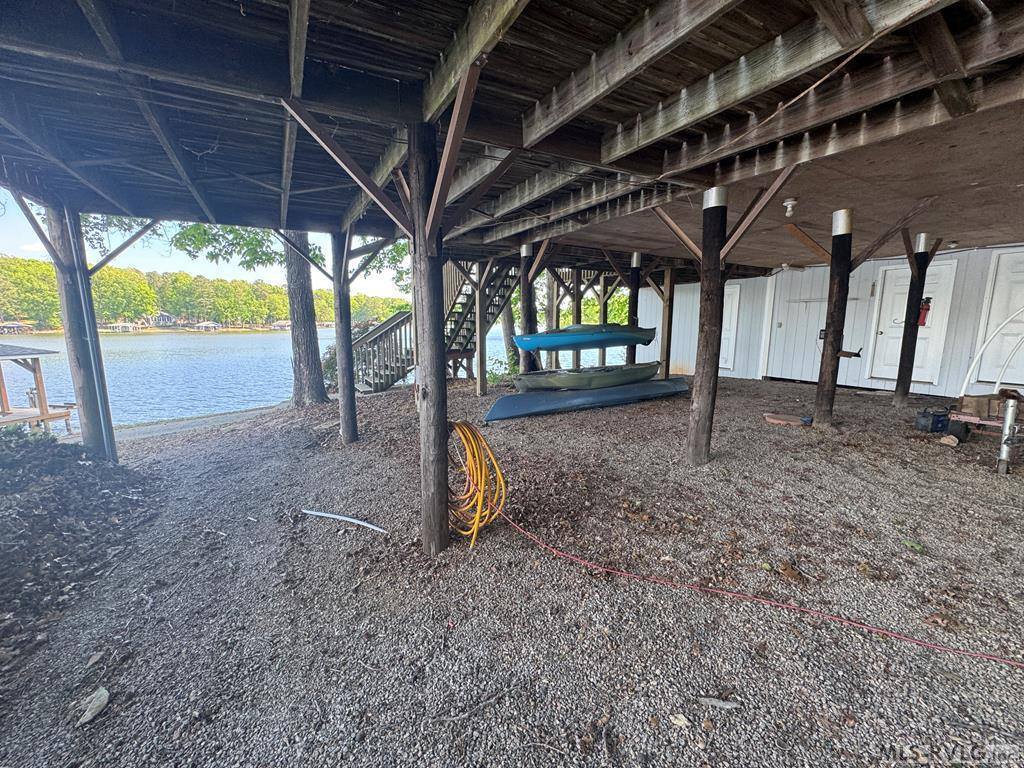 108 Skiers Point, Macon, NC 27551