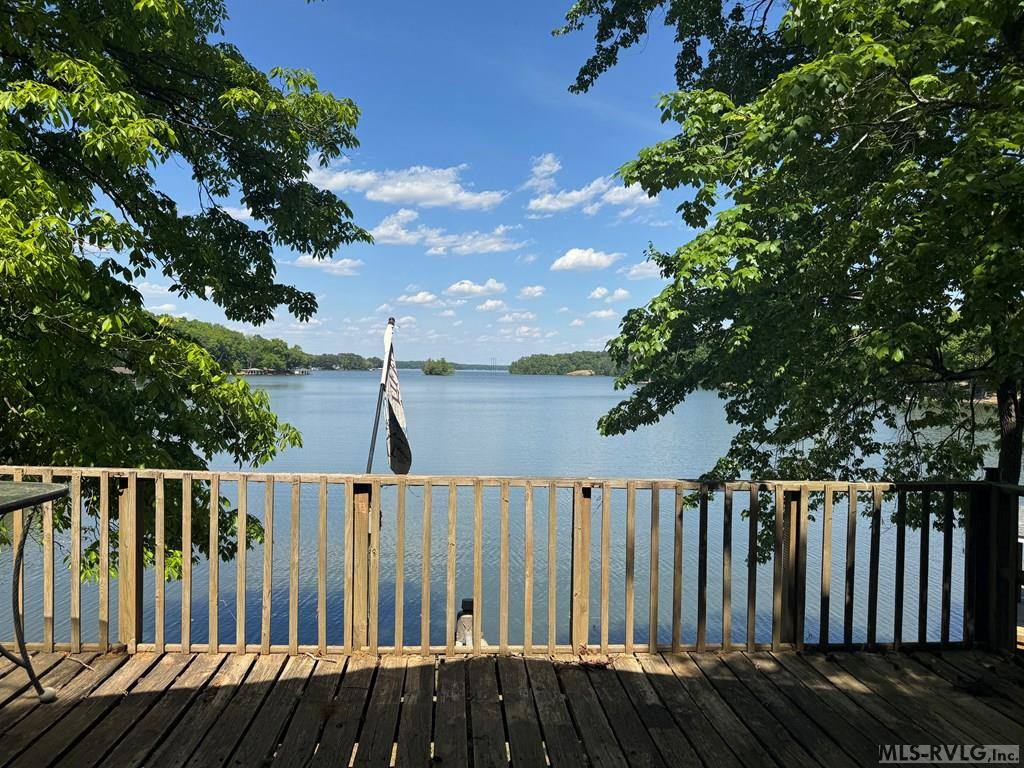108 Skiers Point, Macon, NC 27551