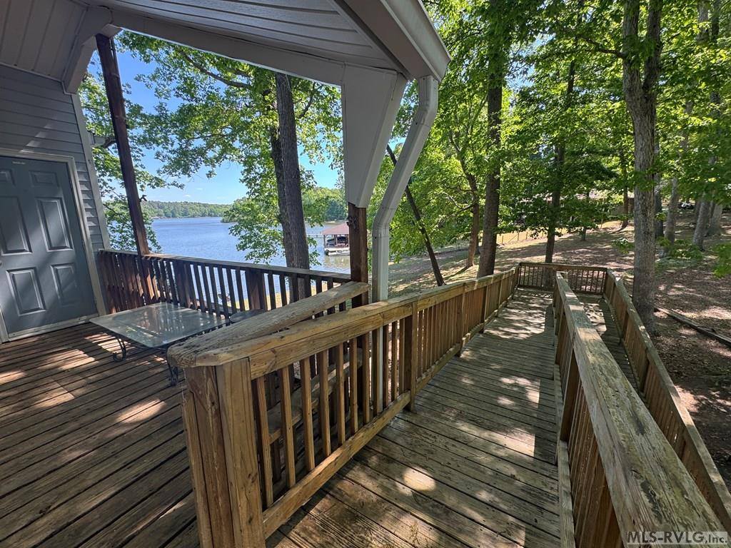 108 Skiers Point, Macon, NC 27551