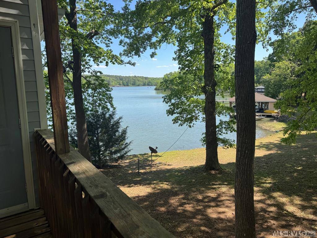 108 Skiers Point, Macon, NC 27551
