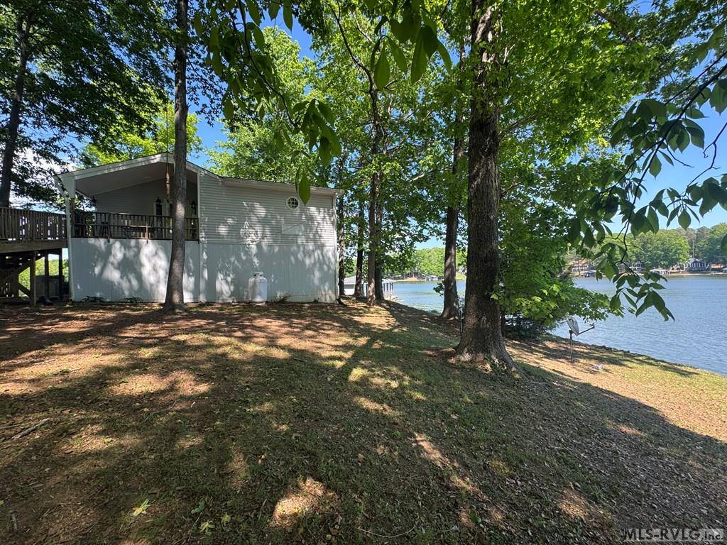 108 Skiers Point, Macon, NC 27551
