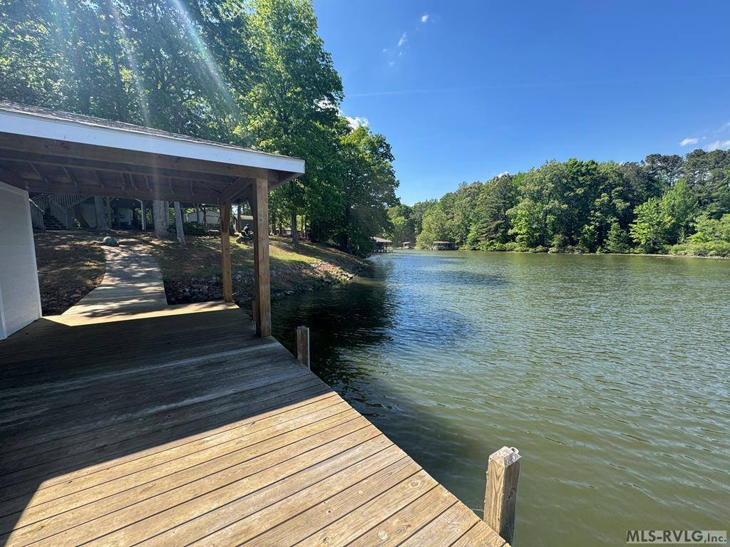 108 Skiers Point, Macon, NC 27551