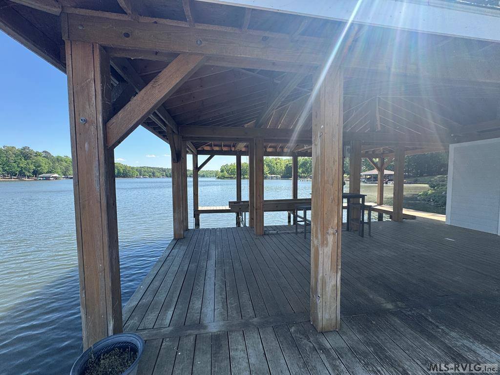 108 Skiers Point, Macon, NC 27551