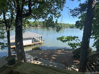 108 Skiers Point, Macon, NC 27551