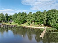 108 Skiers Point, Macon, NC 27551