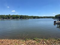 108 Skiers Point, Macon, NC 27551