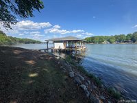108 Skiers Point, Macon, NC 27551