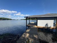 108 Skiers Point, Macon, NC 27551