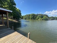 108 Skiers Point, Macon, NC 27551