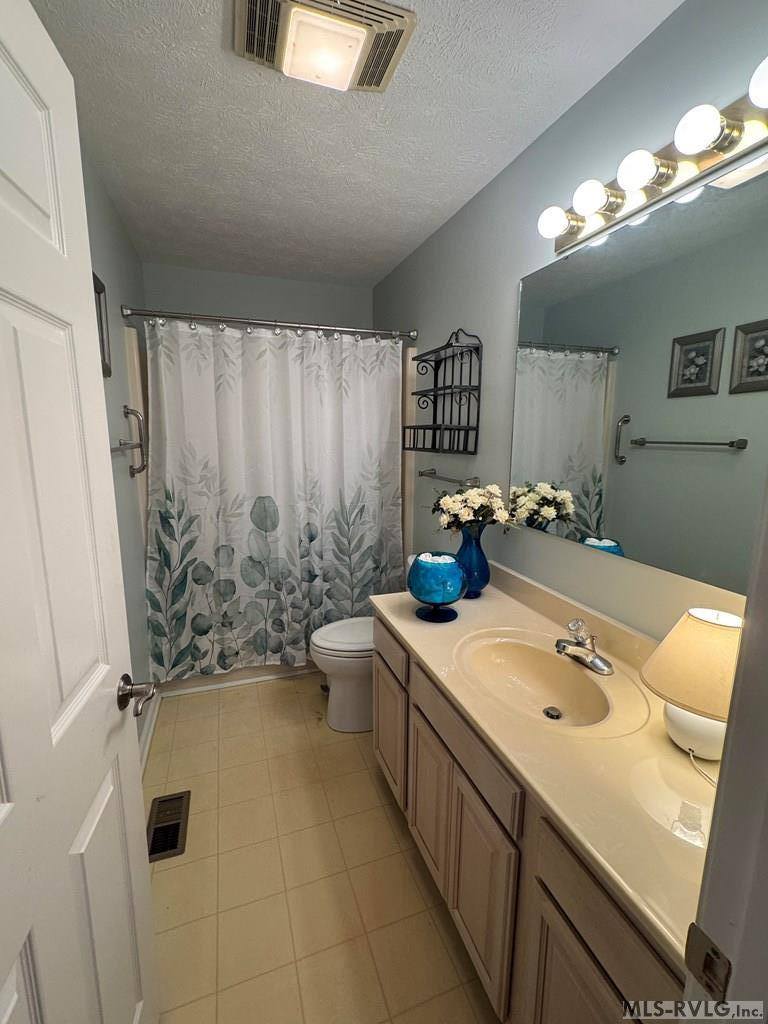822 Lees Court, South Hill, VA 23970