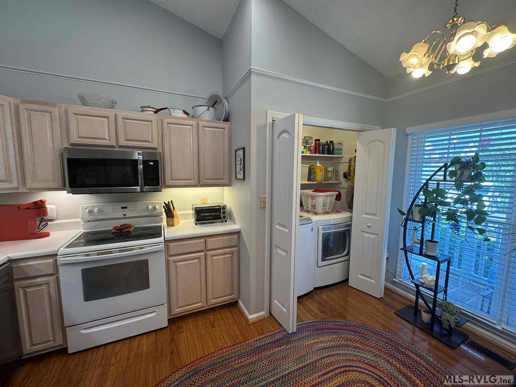 822 Lees Court, South Hill, VA 23970