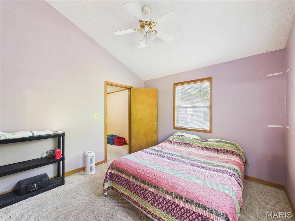 26502 Sherwood Lane, Laquey, MO 65534