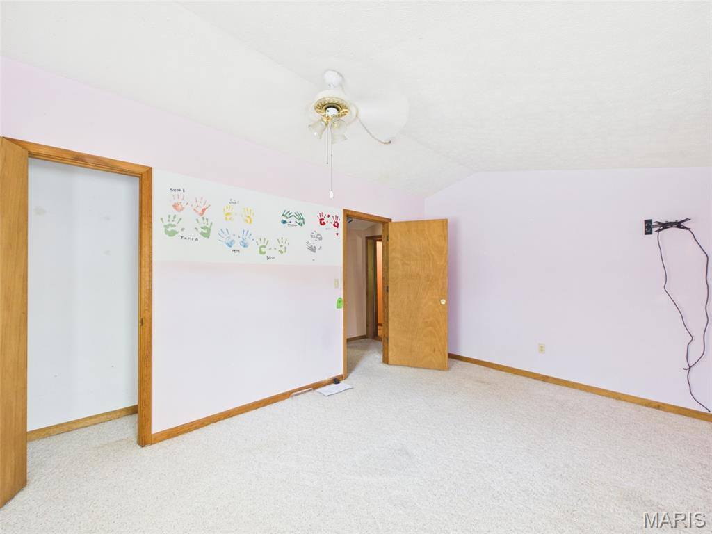 26502 Sherwood Lane, Laquey, MO 65534