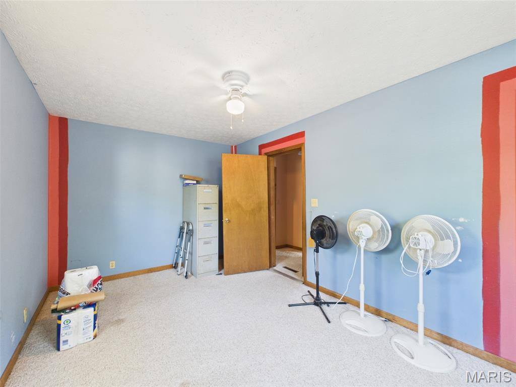 26502 Sherwood Lane, Laquey, MO 65534